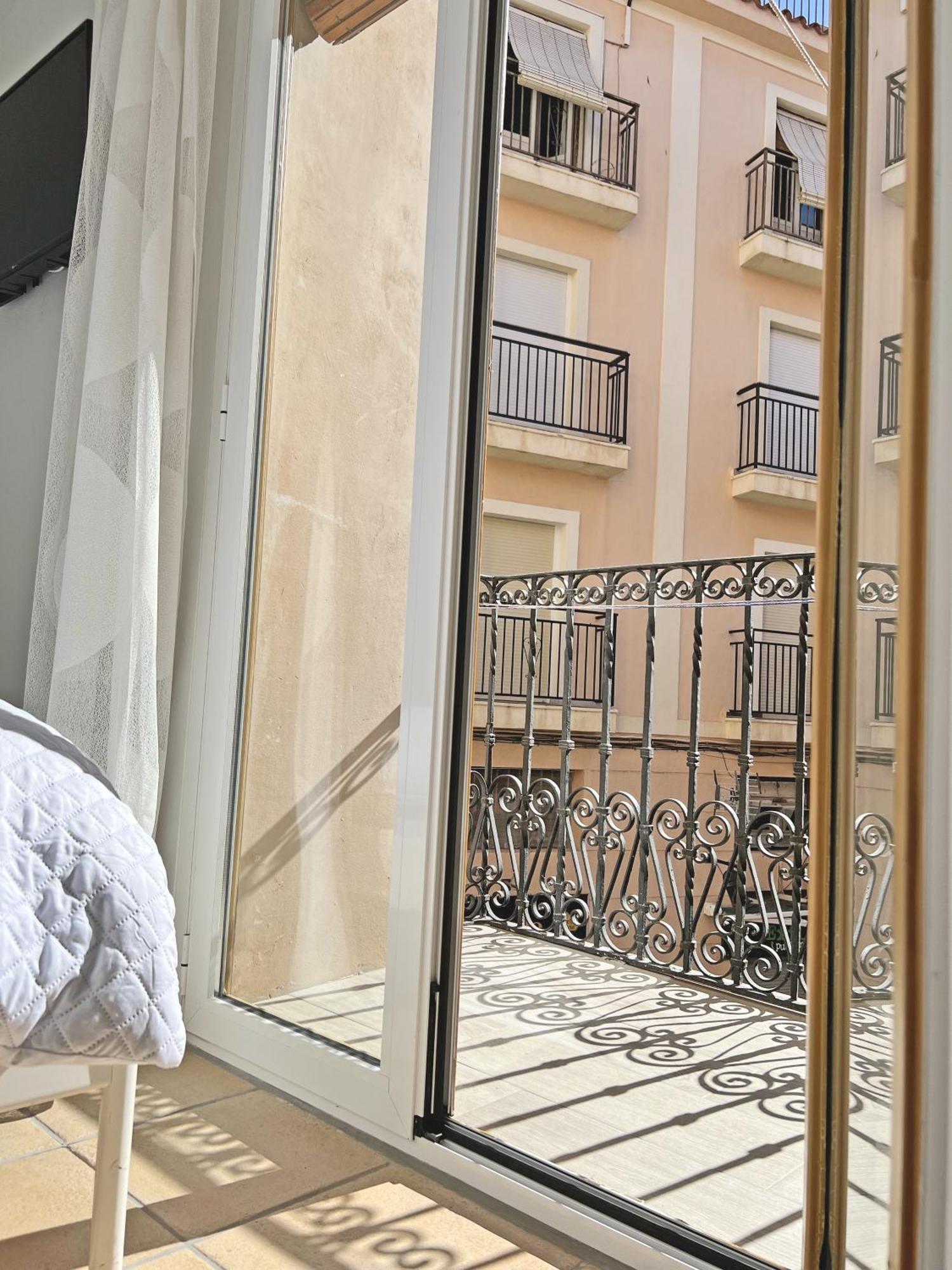 Puro Centro. 500M Del Mar. A/C Apartment Alicante Luaran gambar