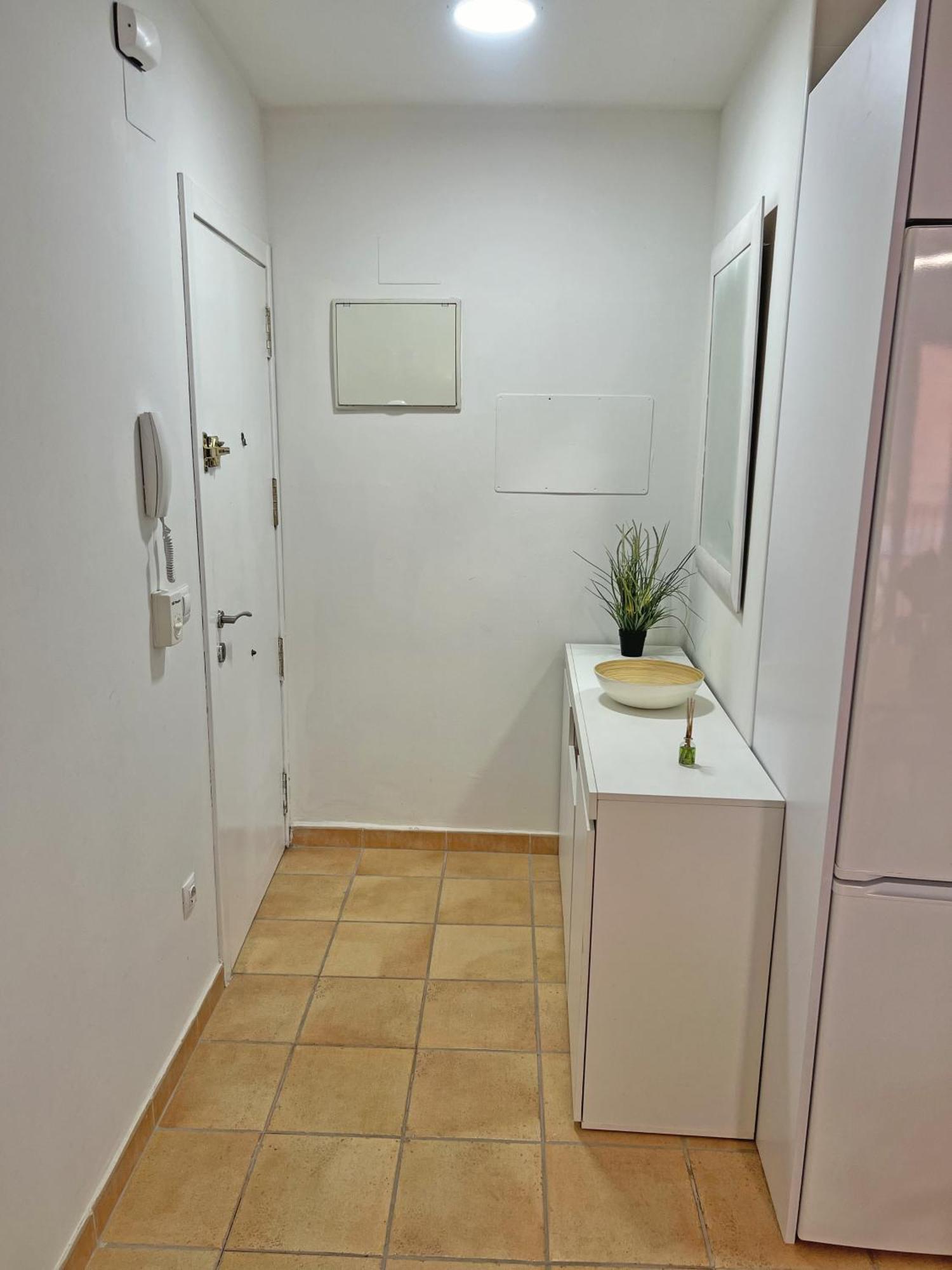 Puro Centro. 500M Del Mar. A/C Apartment Alicante Luaran gambar